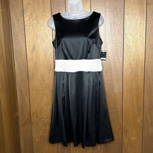 Just Taylor Dress Women 8 Black Ivory Satin Cocktail Evening Classic Elegant‎